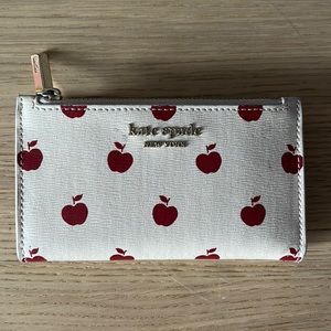 COPY - Kate Spade Apple Wallet